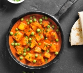 MUTTER PANEER