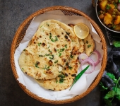 PLAIN NAAN _ BUTTER NAAN _ GARLIC NAAN